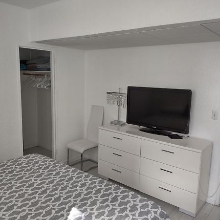 Tides Apt On Hollywood Beach Exterior photo