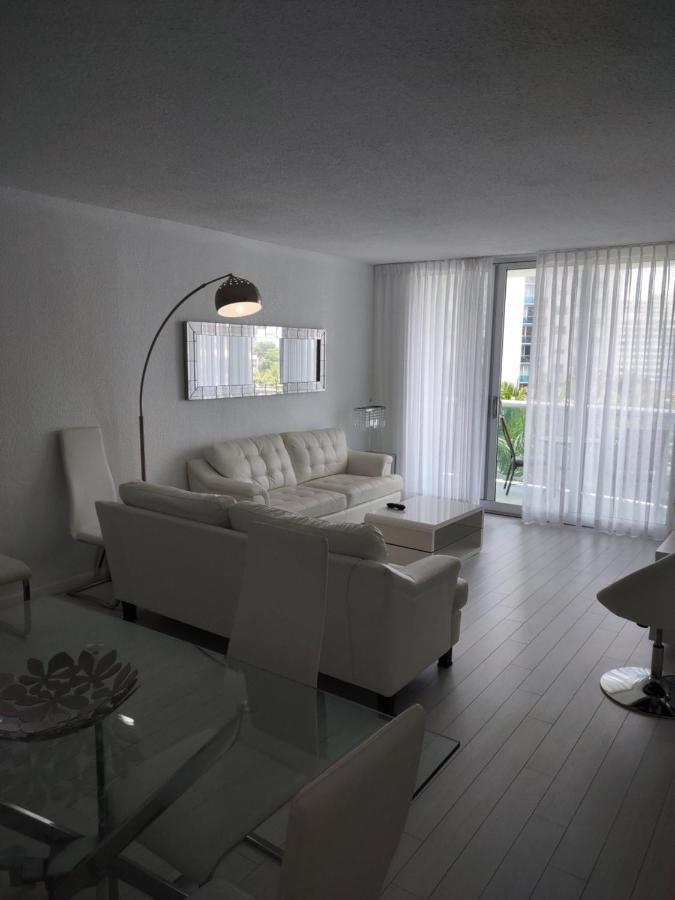 Tides Apt On Hollywood Beach Exterior photo