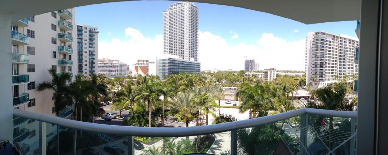 Tides Apt On Hollywood Beach Exterior photo